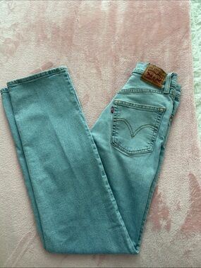 Levi's High Rise Ribcage Straight Jeans 25x32